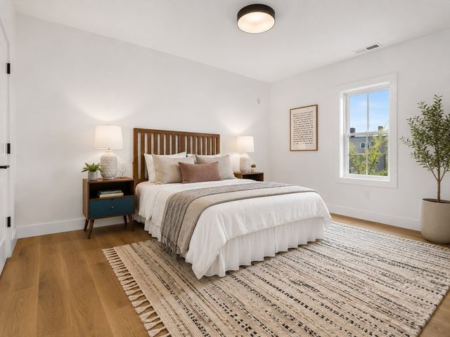 13 Quincy St 13C, Somerville, MA 02143