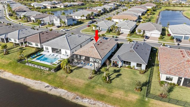 786 SE Courances Drive, Port St. Lucie, Port St Lucie, FL 34984