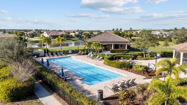 786 SE Courances Drive, Port St. Lucie, Port St Lucie, FL 34984