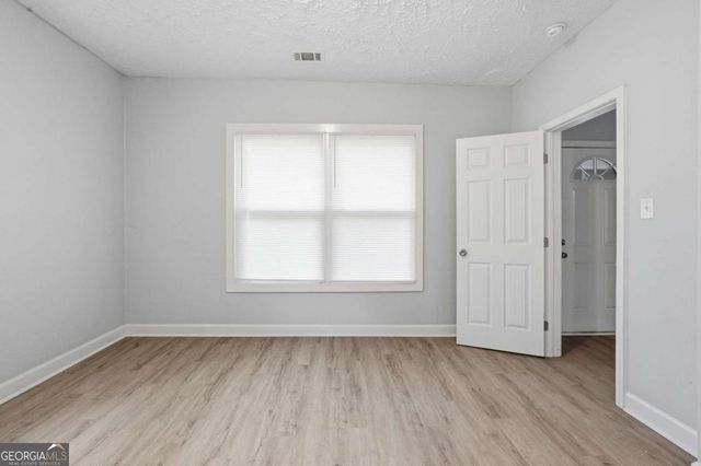 1337 SW Mcclelland Avenue, Atlanta, GA 30344