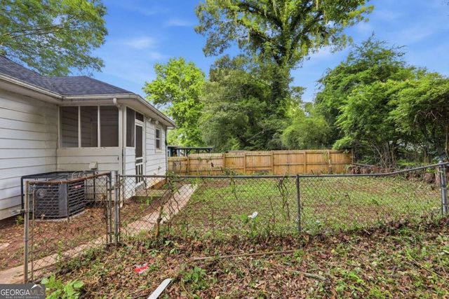 1337 SW Mcclelland Avenue, Atlanta, GA 30344