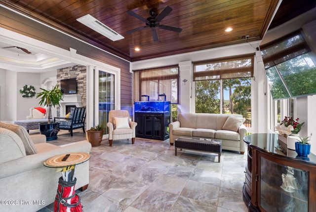 648 Barons Court SW, Ocean Isle Beach, NC 28469