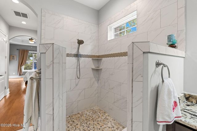 648 Barons Court SW, Ocean Isle Beach, NC 28469