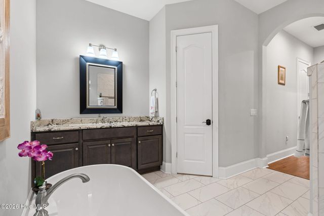 648 Barons Court SW, Ocean Isle Beach, NC 28469