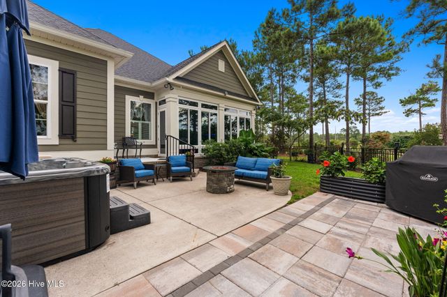 648 Barons Court SW, Ocean Isle Beach, NC 28469