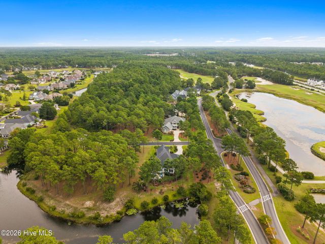 648 Barons Court SW, Ocean Isle Beach, NC 28469