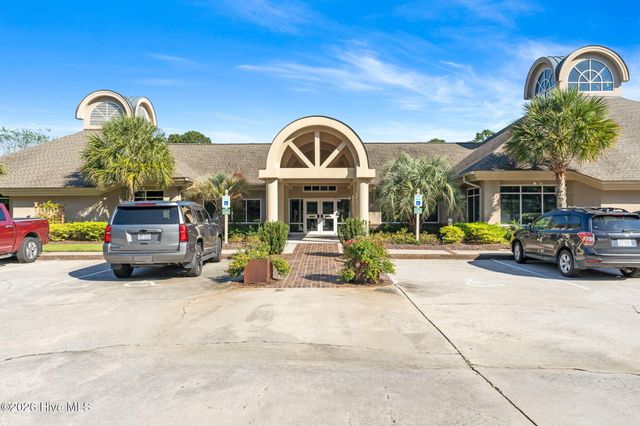 648 Barons Court SW, Ocean Isle Beach, NC 28469