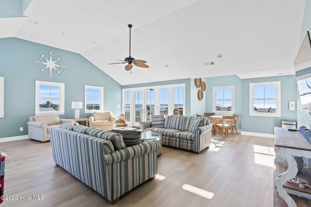 648 Barons Court SW, Ocean Isle Beach, NC 28469