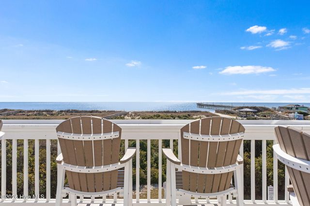 648 Barons Court SW, Ocean Isle Beach, NC 28469