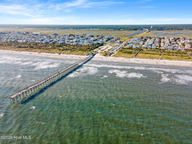 648 Barons Court SW, Ocean Isle Beach, NC 28469