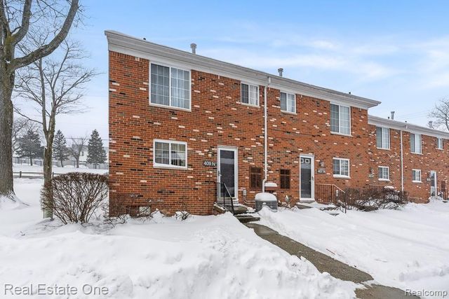 409 Fox Hills Drive N 95, Bloomfield Hills, MI 48304