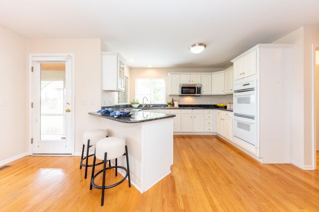 2427 Moors Court, Pittsfield Charter Twp, MI 48108