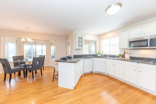 2427 Moors Court, Pittsfield Charter Twp, MI 48108