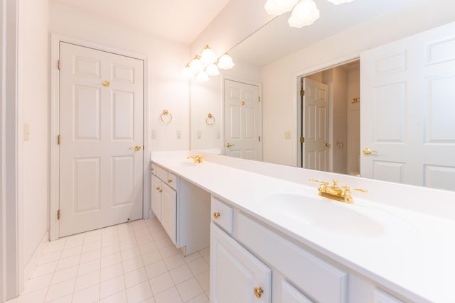 2427 Moors Court, Pittsfield Charter Twp, MI 48108