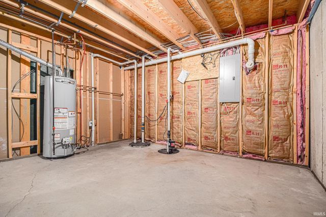 23220 Spring Creek Trail, Elkhart, IN 46516