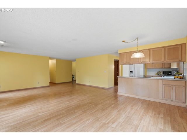 3001 Se BLAIRMONT Dr, Vancouver, WA 98683