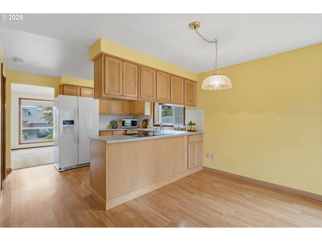 3001 Se BLAIRMONT Dr, Vancouver, WA 98683