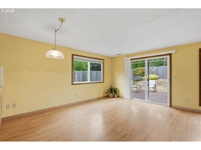 3001 Se BLAIRMONT Dr, Vancouver, WA 98683