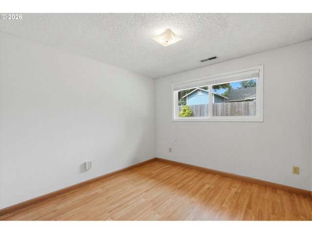3001 Se BLAIRMONT Dr, Vancouver, WA 98683