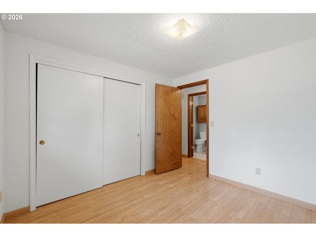 3001 Se BLAIRMONT Dr, Vancouver, WA 98683
