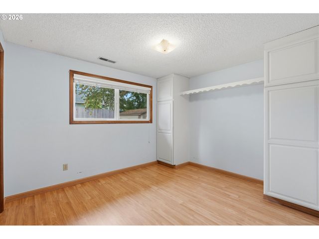 3001 Se BLAIRMONT Dr, Vancouver, WA 98683