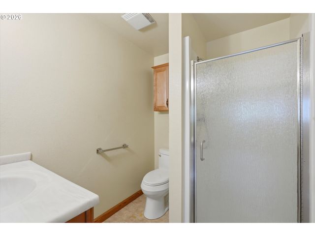 3001 Se BLAIRMONT Dr, Vancouver, WA 98683