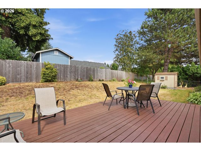 3001 Se BLAIRMONT Dr, Vancouver, WA 98683