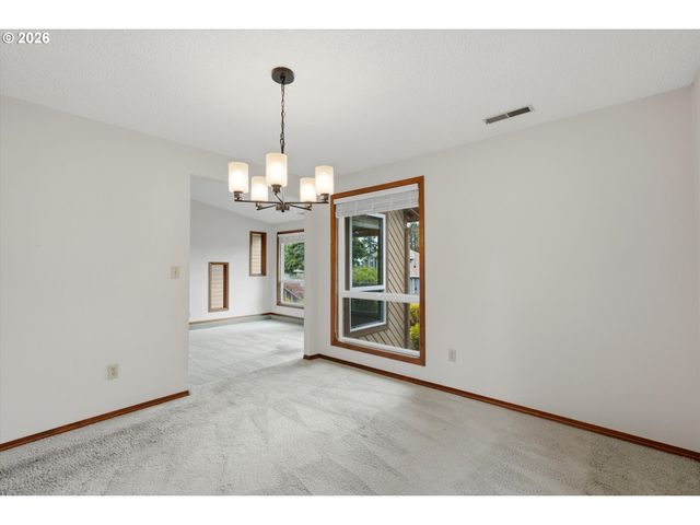 3001 Se BLAIRMONT Dr, Vancouver, WA 98683