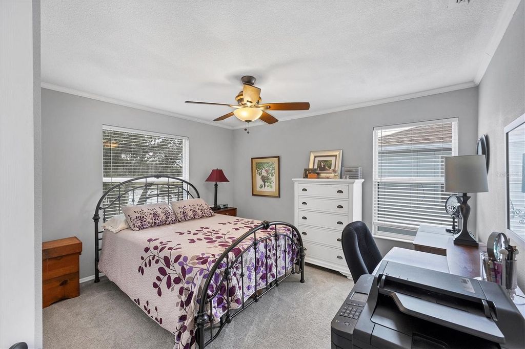Image 26 of property listing at 11302 3RD AVENUE E, Bradenton, FL 34212