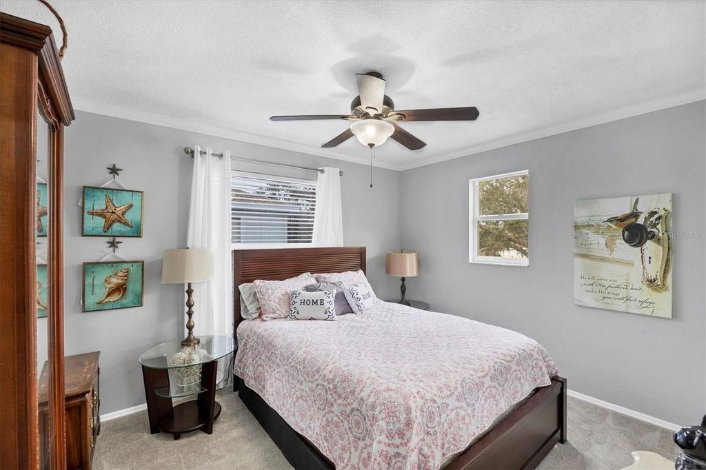 Image 27 of property listing at 11302 3RD AVENUE E, Bradenton, FL 34212