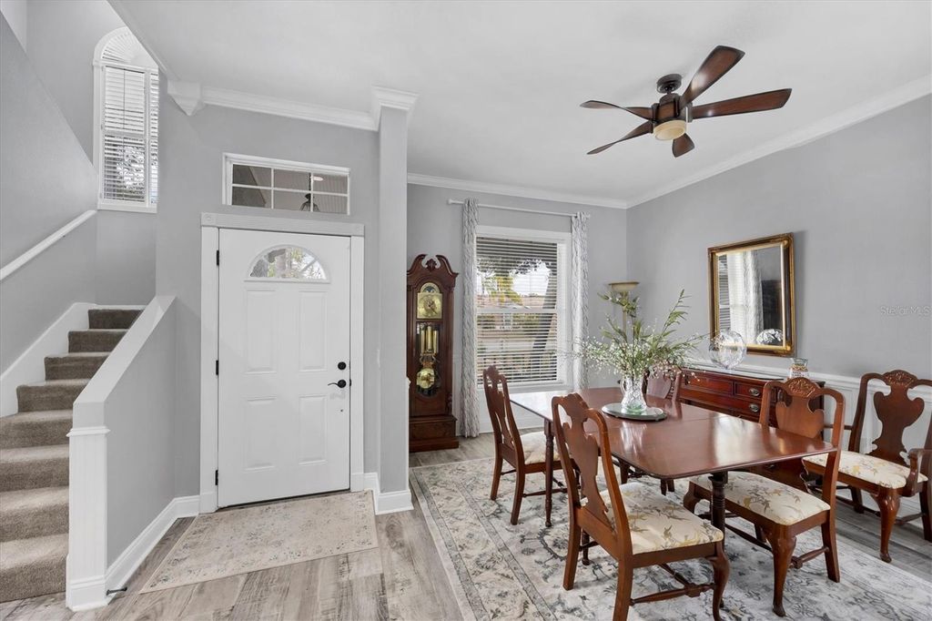Image 6 of property listing at 11302 3RD AVENUE E, Bradenton, FL 34212