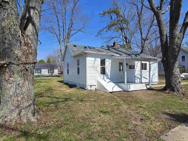 8111 E Desoto Street, Muncie, IN 47303