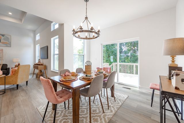 668 E Becker Place, Sycamore, IL 60178