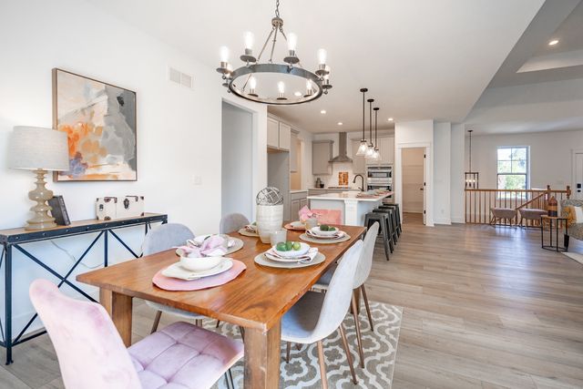 668 E Becker Place, Sycamore, IL 60178