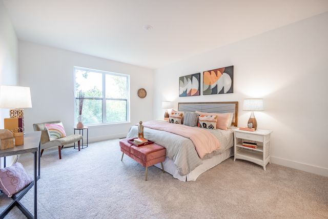 668 E Becker Place, Sycamore, IL 60178