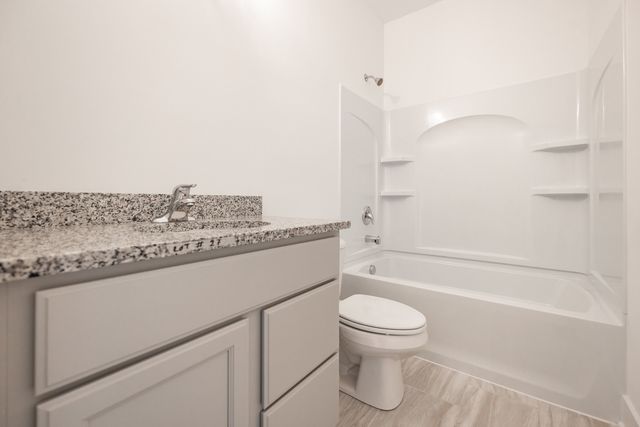 668 E Becker Place, Sycamore, IL 60178