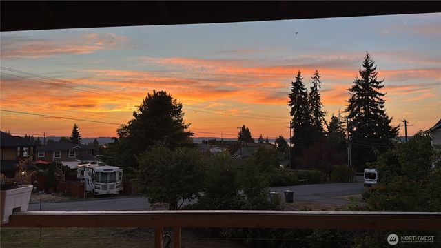 4917 Ocean Avenue, Everett, WA 98203