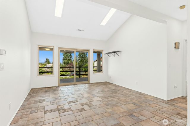 4917 Ocean Avenue, Everett, WA 98203