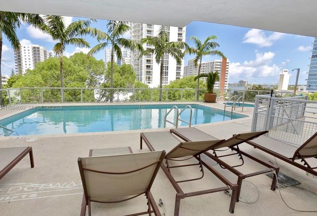 2200 NE 4th Ave 708, Miami, FL 33137