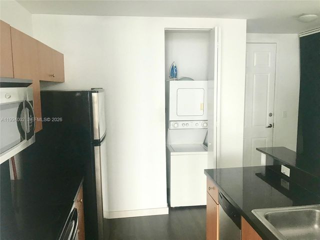 2200 NE 4th Ave 708, Miami, FL 33137