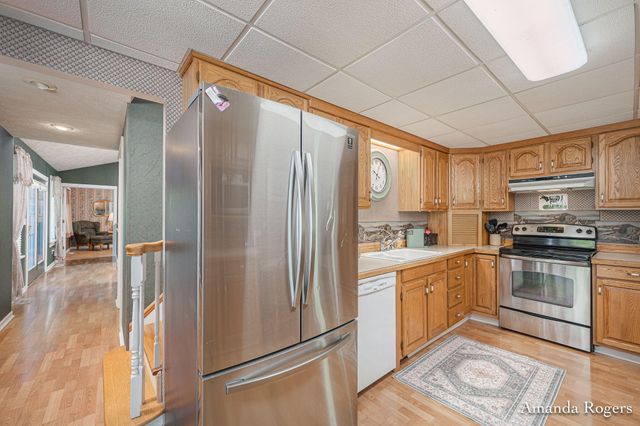 2295 Fallasburg Park Drive NE, Lowell, MI 49331