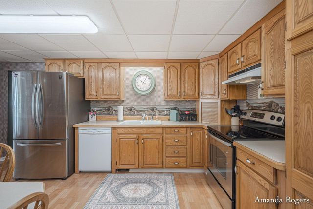 2295 Fallasburg Park Drive NE, Lowell, MI 49331