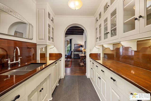 501 N Belardo Road, Palm Springs, CA 92262