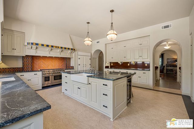 501 N Belardo Road, Palm Springs, CA 92262