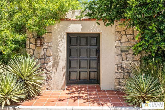 501 N Belardo Road, Palm Springs, CA 92262