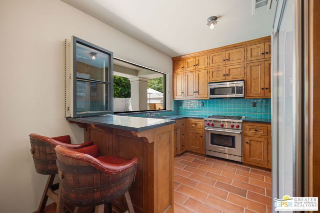 501 N Belardo Road, Palm Springs, CA 92262
