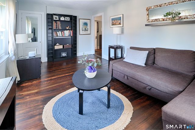 10 Keith Street, Norwalk, CT 06854