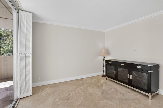 7041 Environ Boulevard 327, Lauderhill, FL 33319
