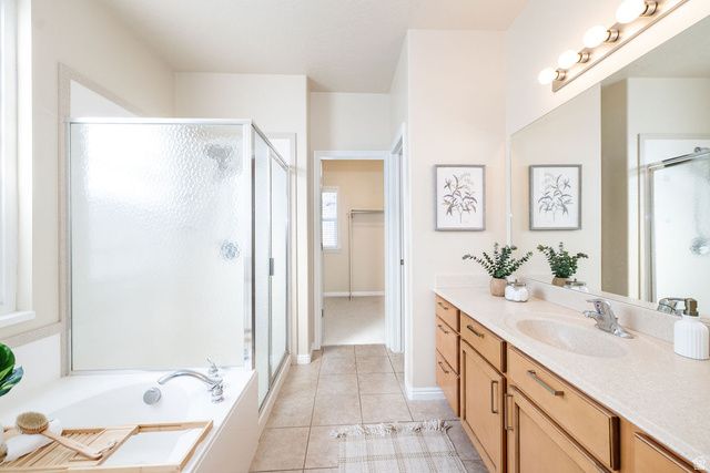 11569 S OAKMOND RD, South Jordan, UT 84009