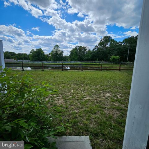 50 PEREGRINE WAY, Burlington, NJ 08016